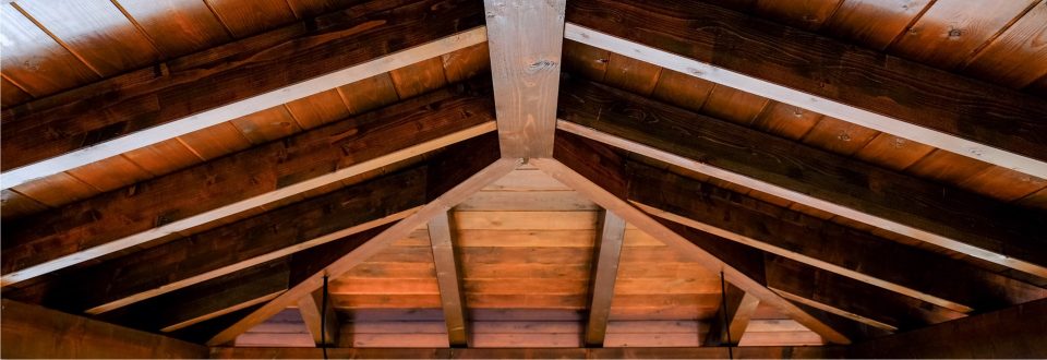 Oferta pérgolas y porches de madera en Madrid: Decora tu jardín o terraza