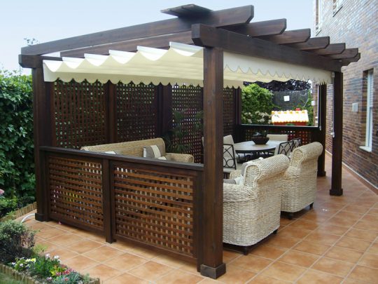 Pérgola de madera a medida